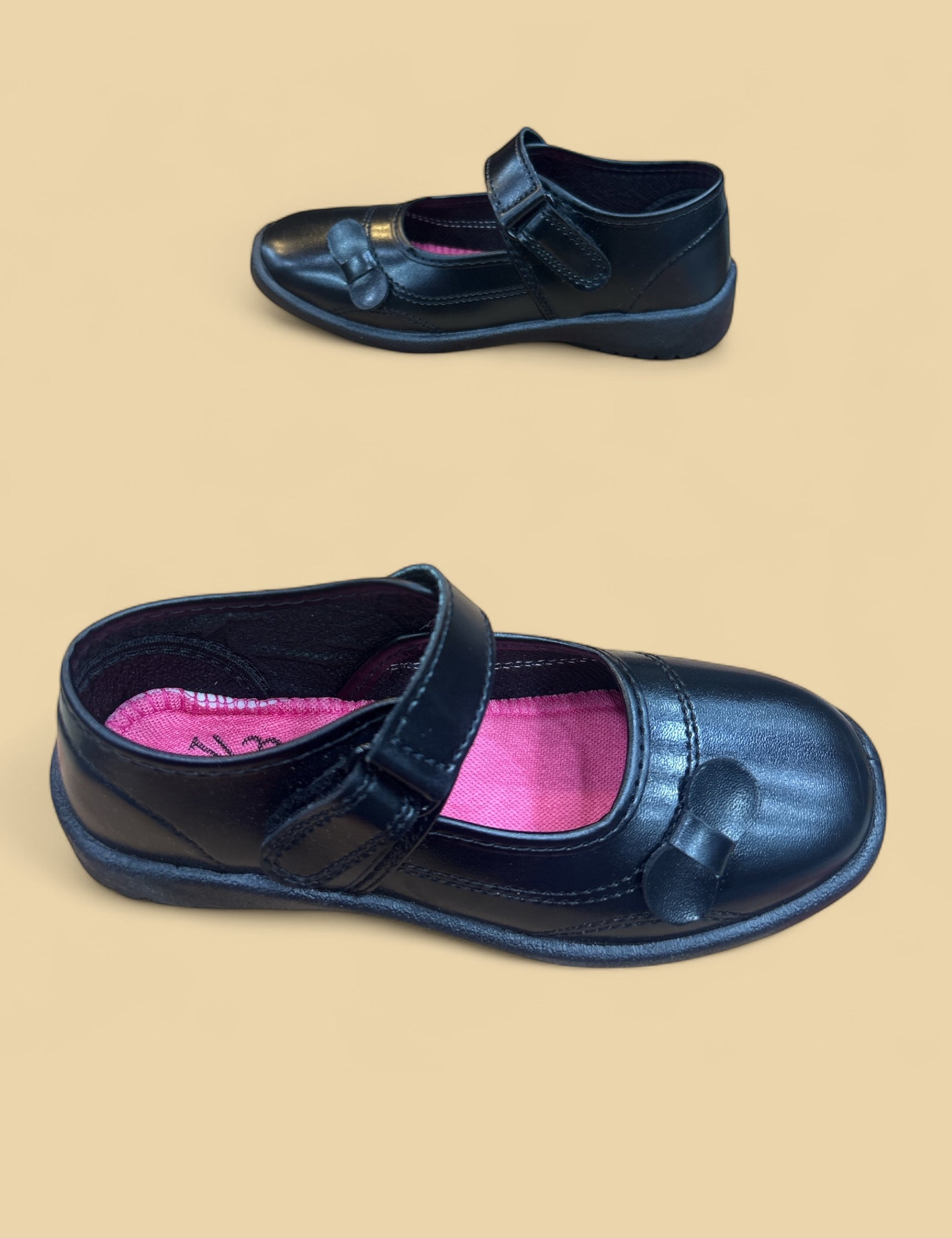 School shoes for girls