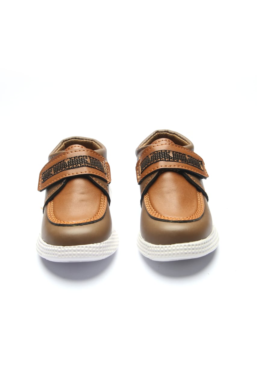 Sneaker 15324