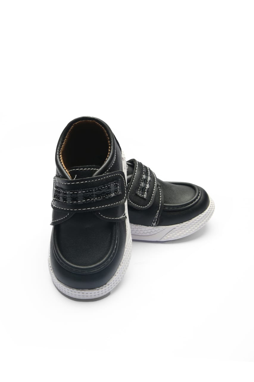 Sneaker 15324