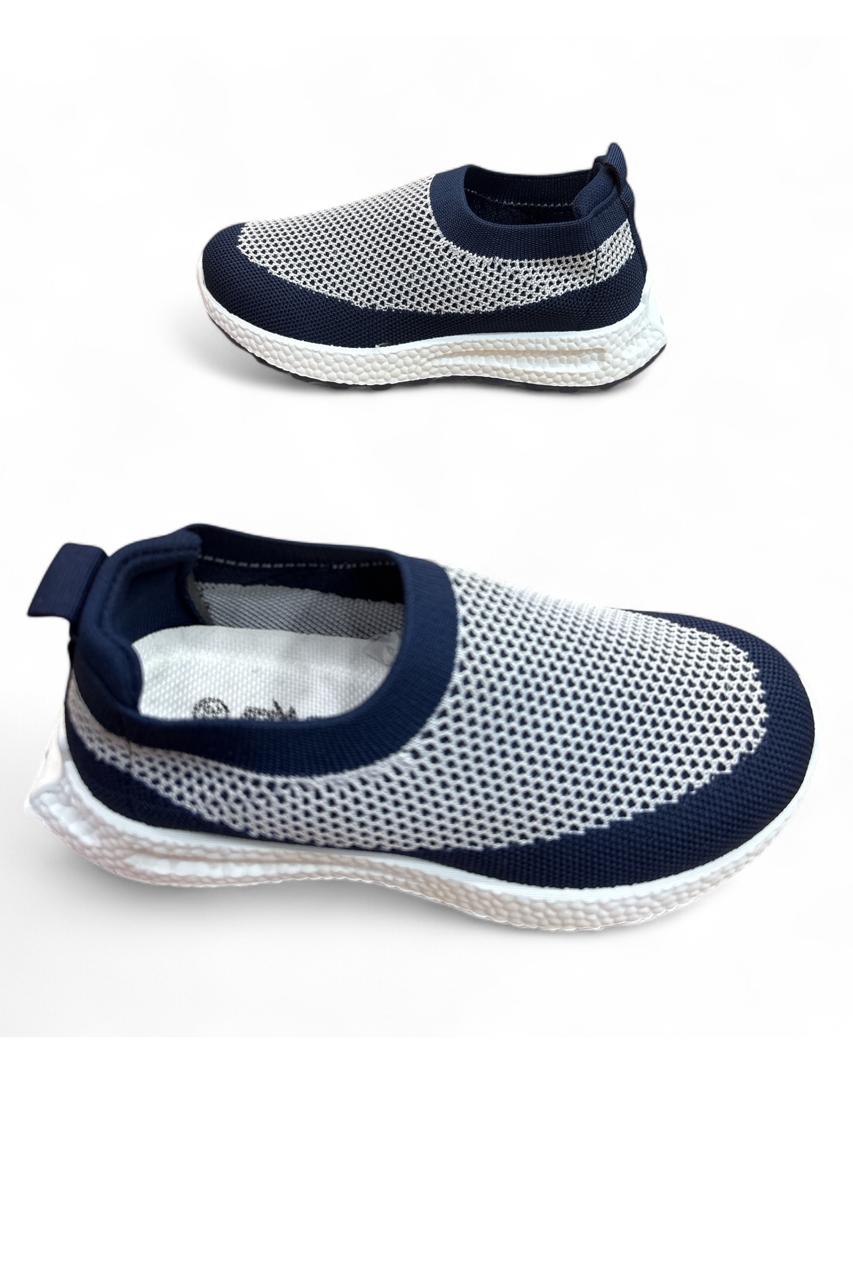 Zoomie Mesh Kids sneaker age