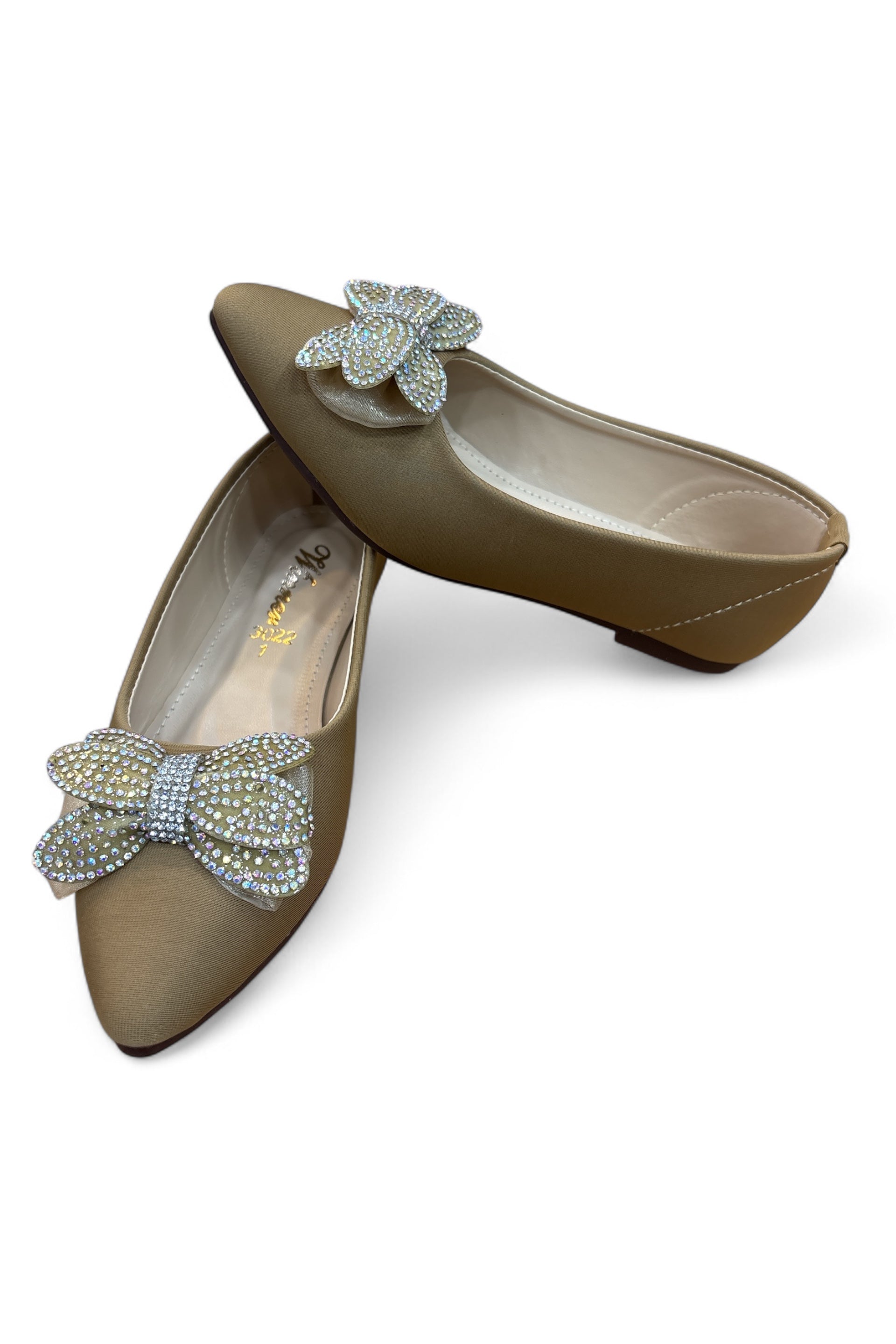 Girls fancy party shoes (age 6 to 12)