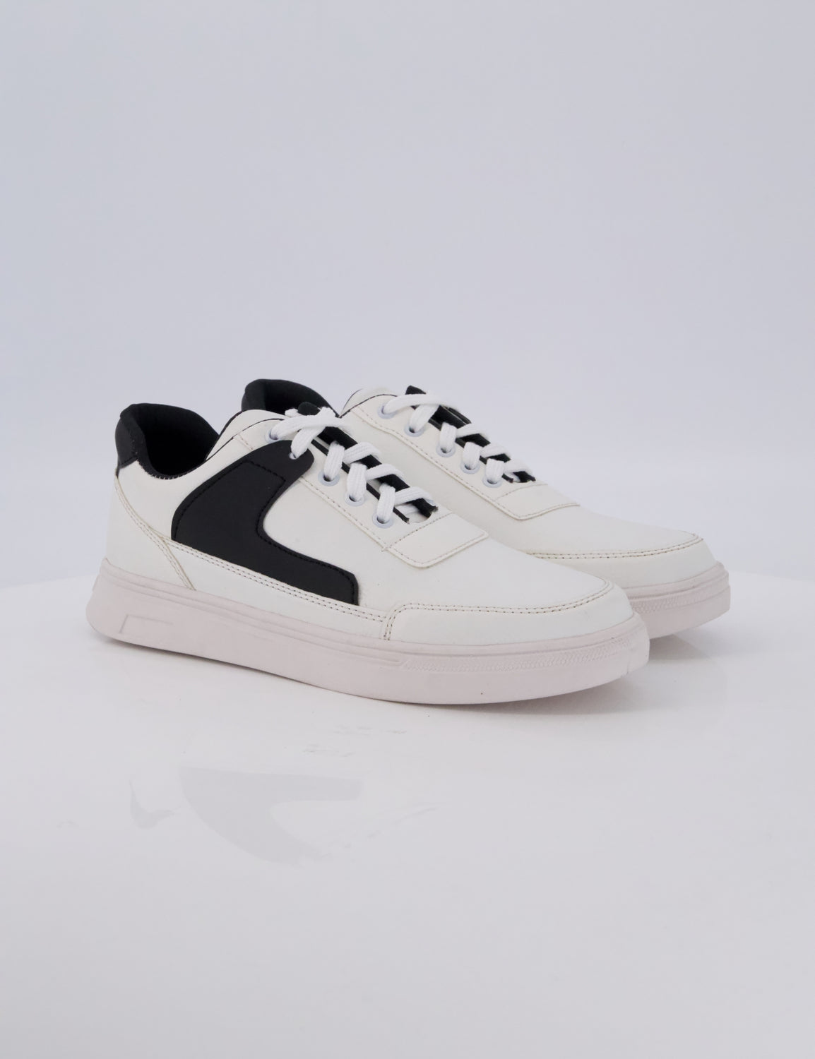 Black Camel Smart Sneaker Shoes