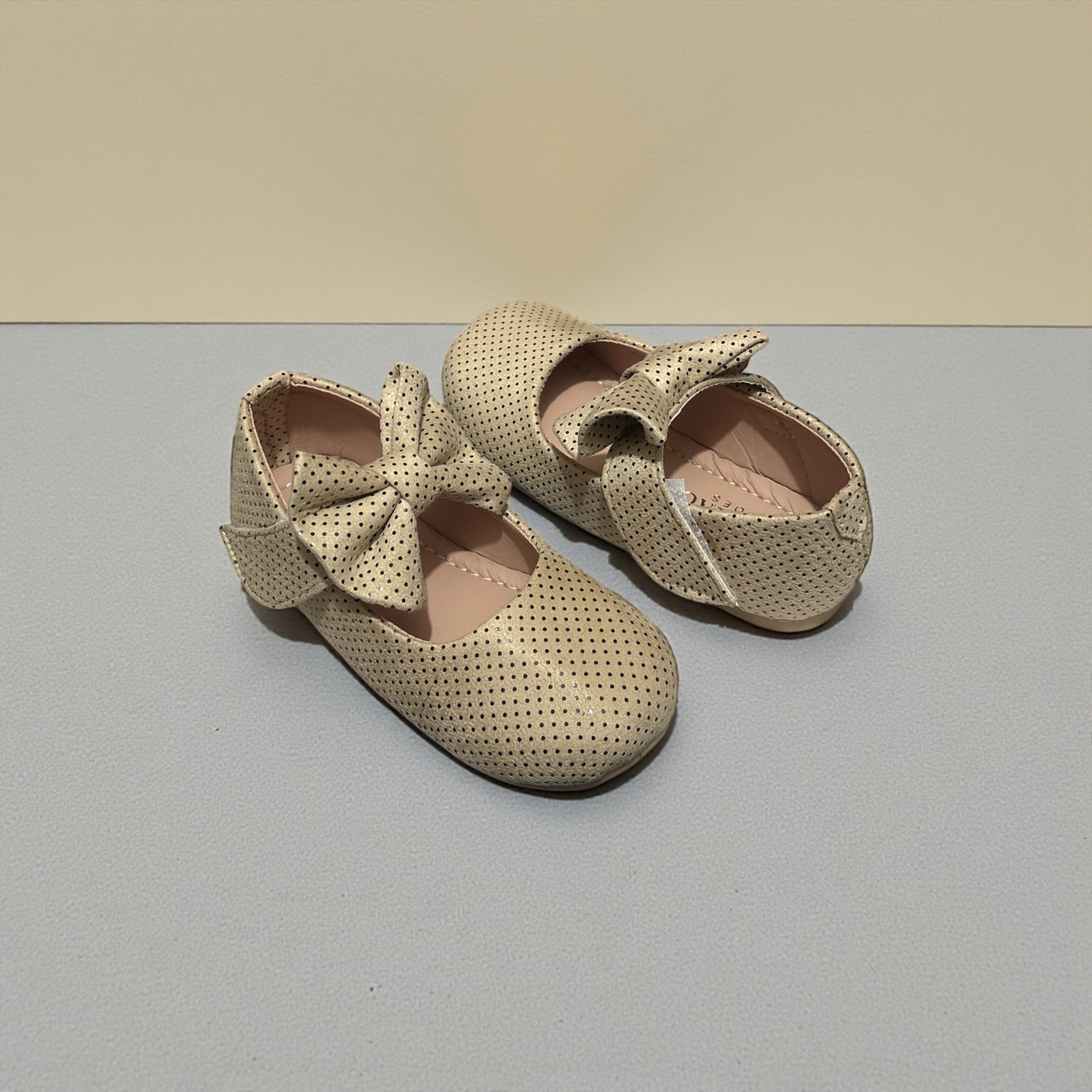 Girls fancy party shoes (age1 to 6)
