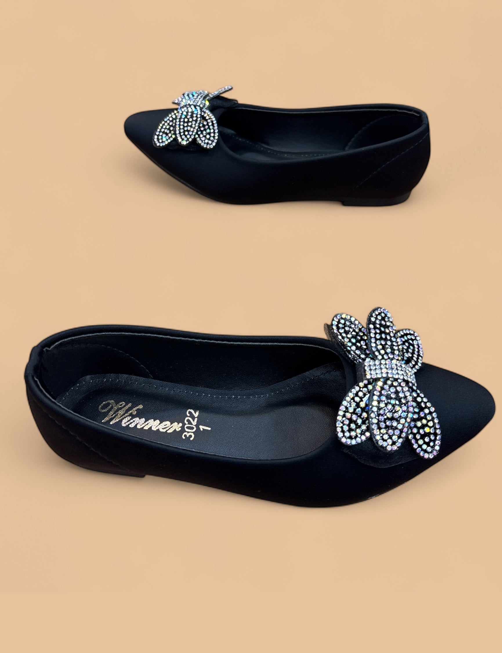 Girls fancy party shoes (age 6 to 12)