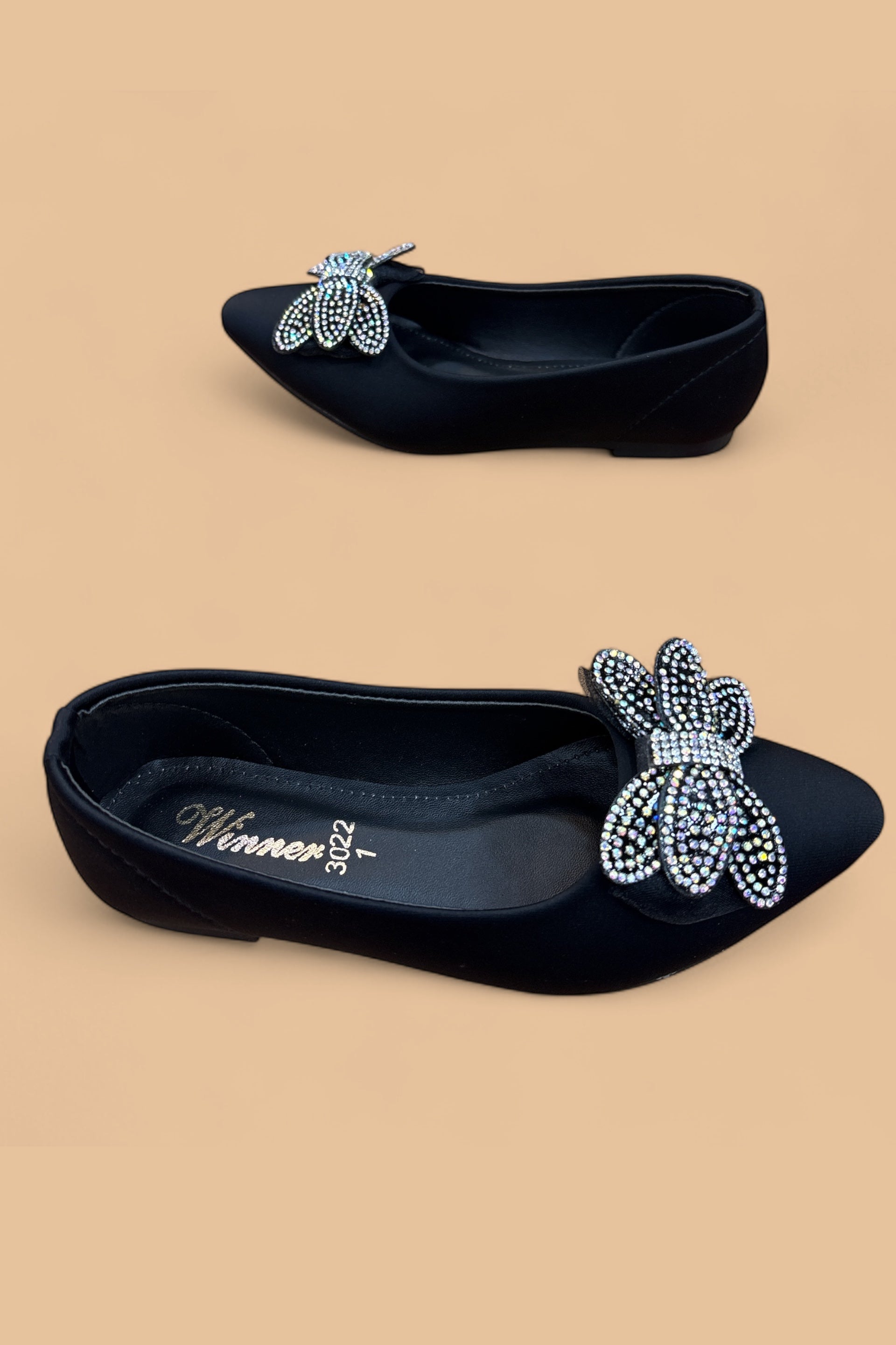 Girls fancy party shoes (age 6 to 12)