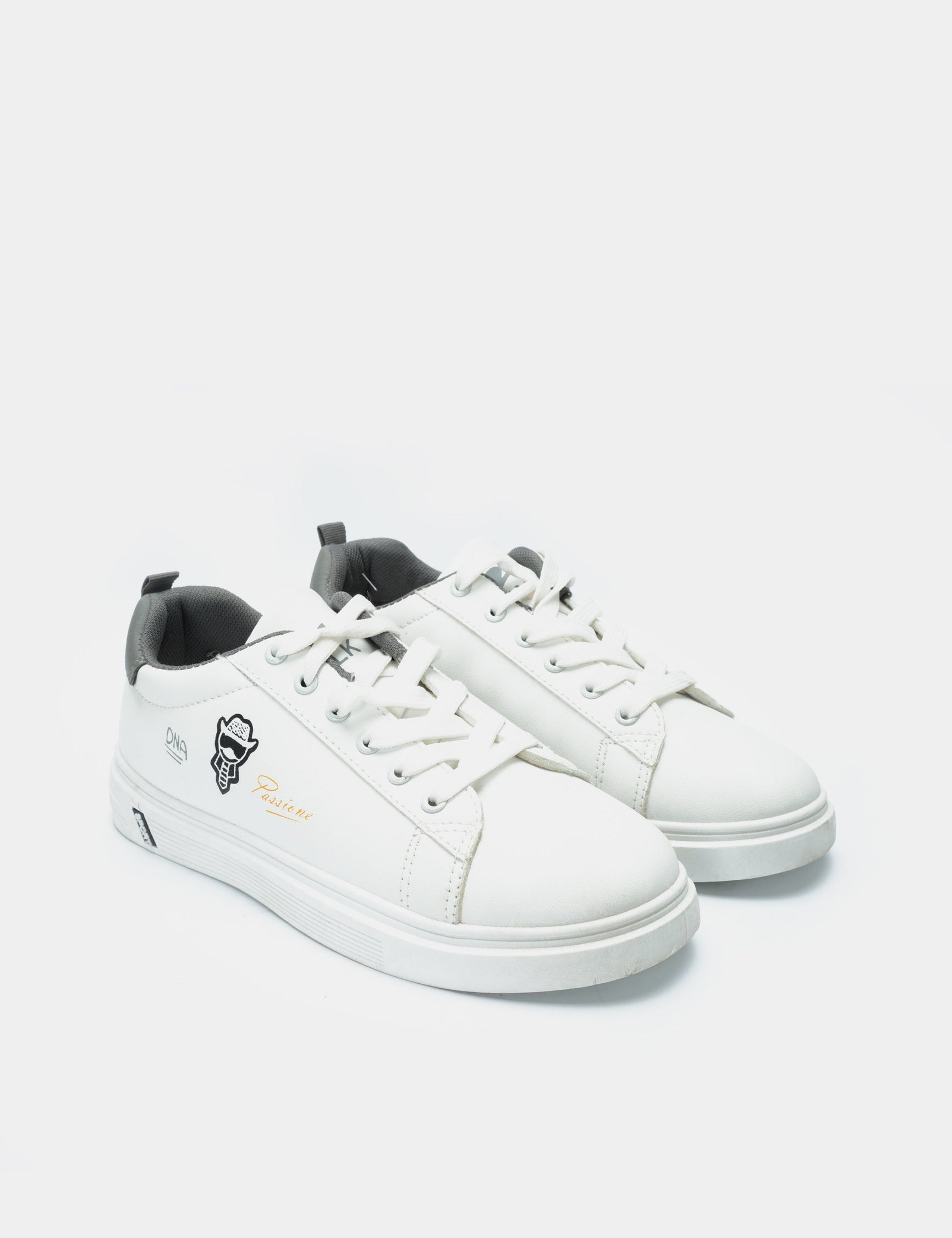 Women Athletic Shoes `7251