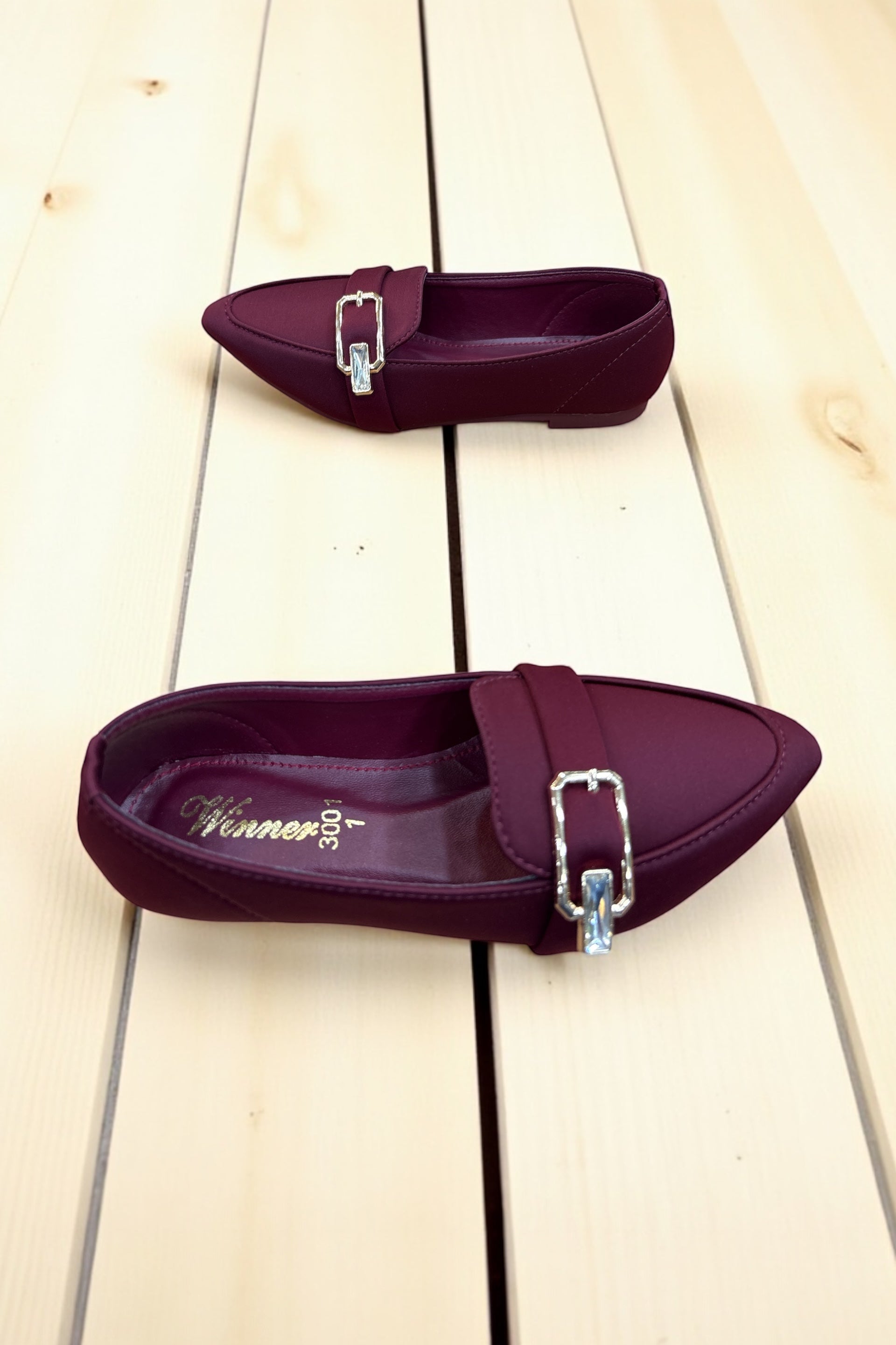 Girls fancy party shoes (age 6 to 12)