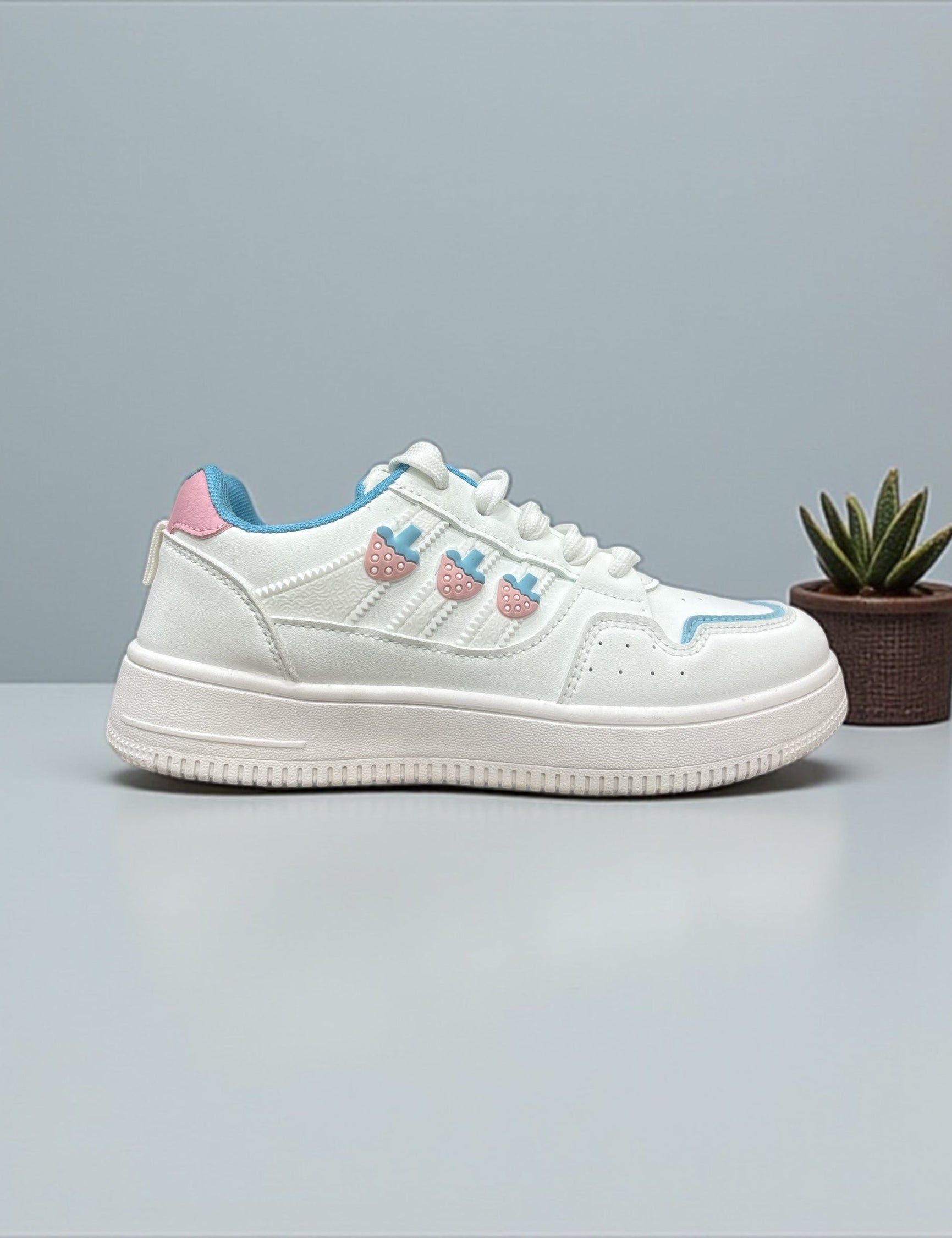 Ladies sneaker 6