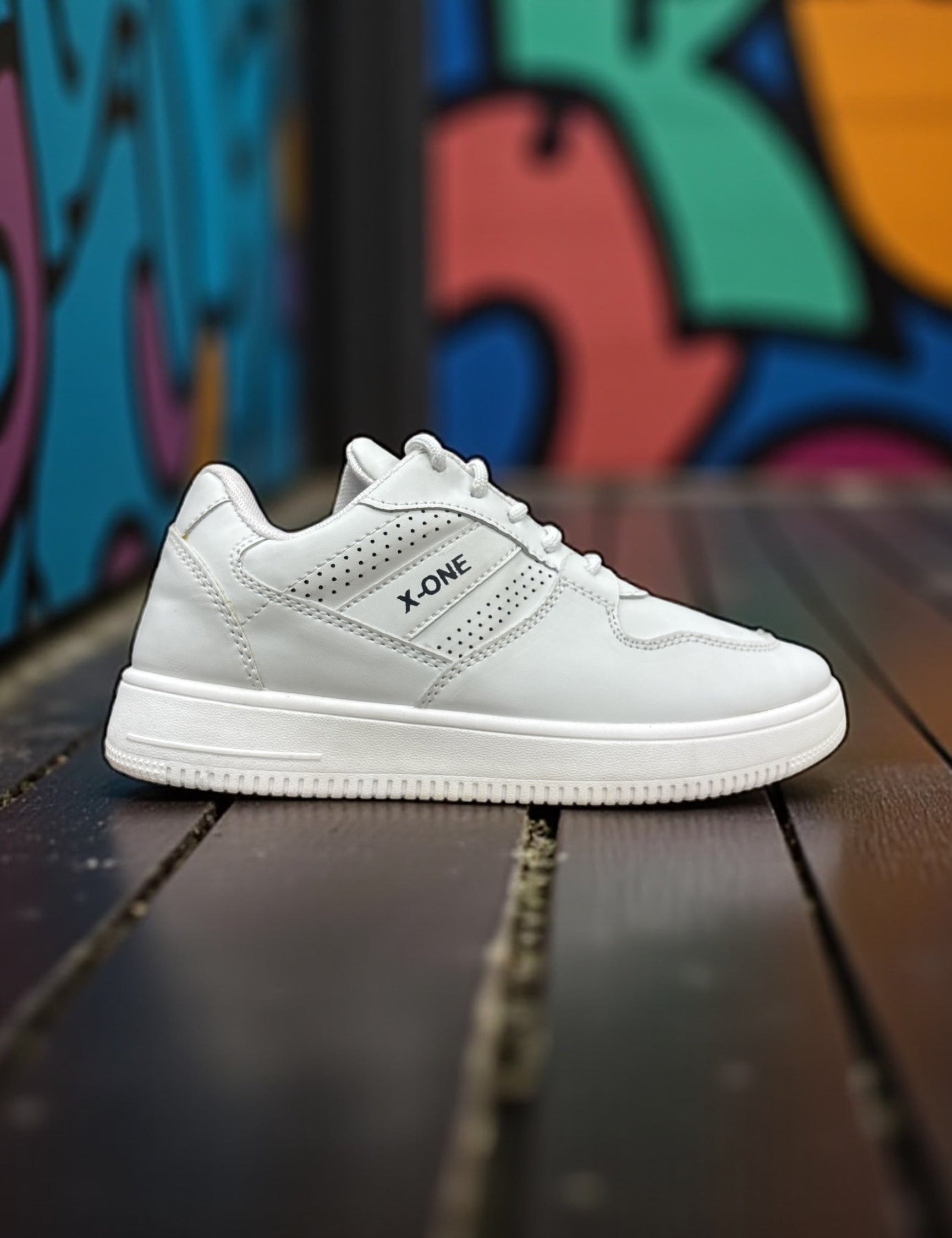 Ladies sneaker 4