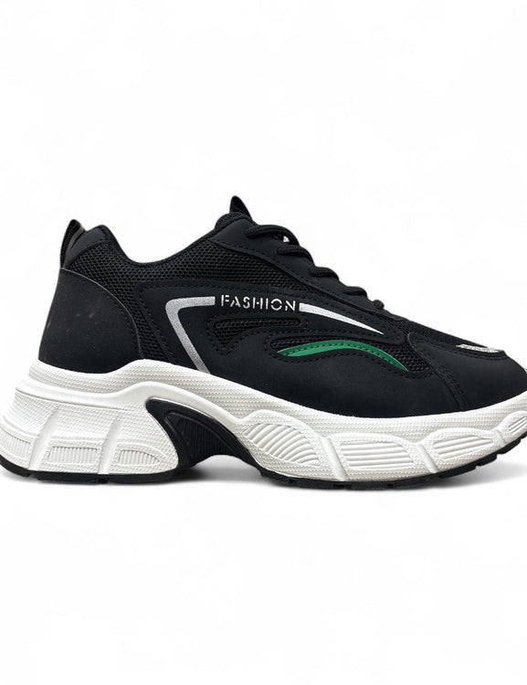 Ladies sneaker 1