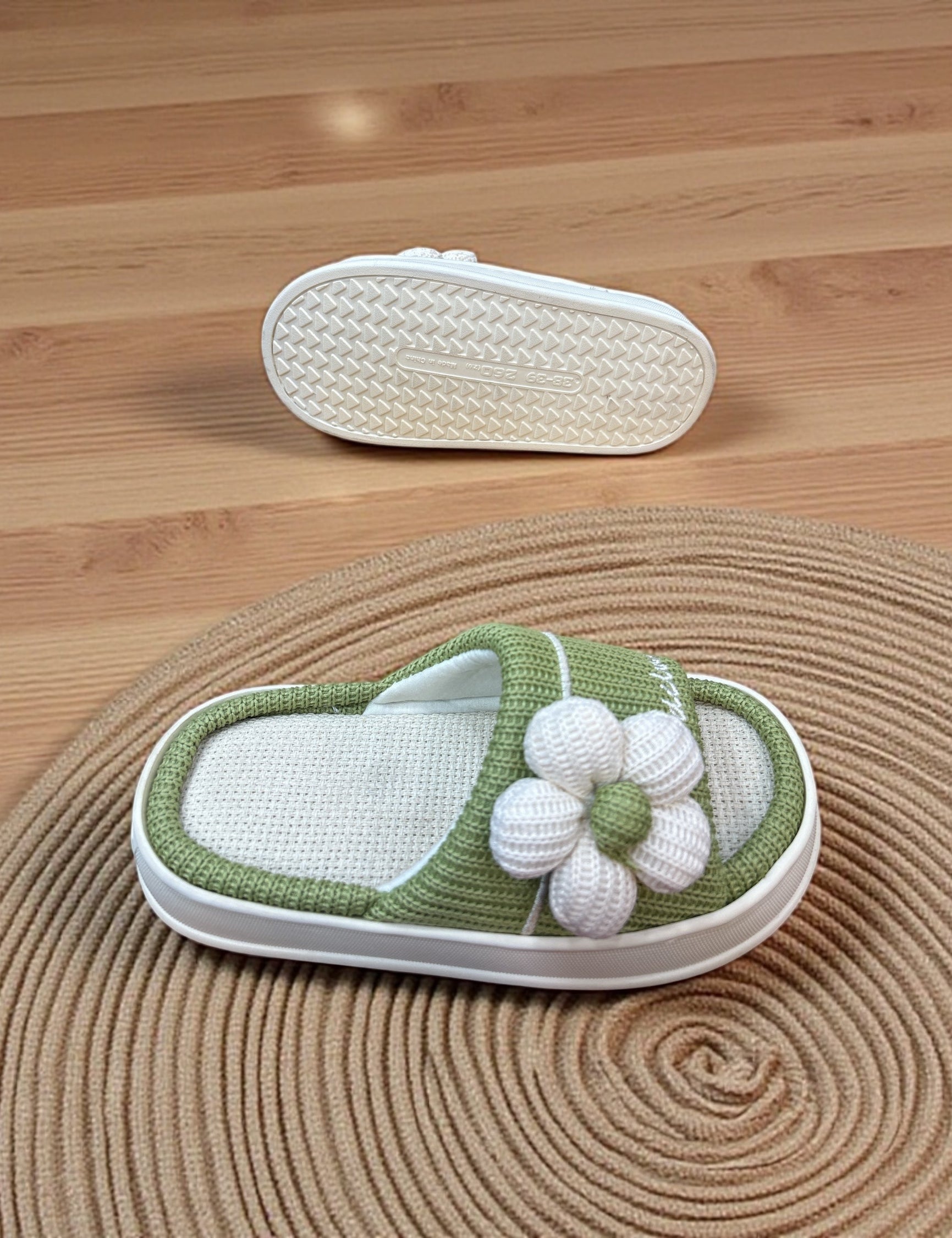 Ladies carpet sleeper for winter