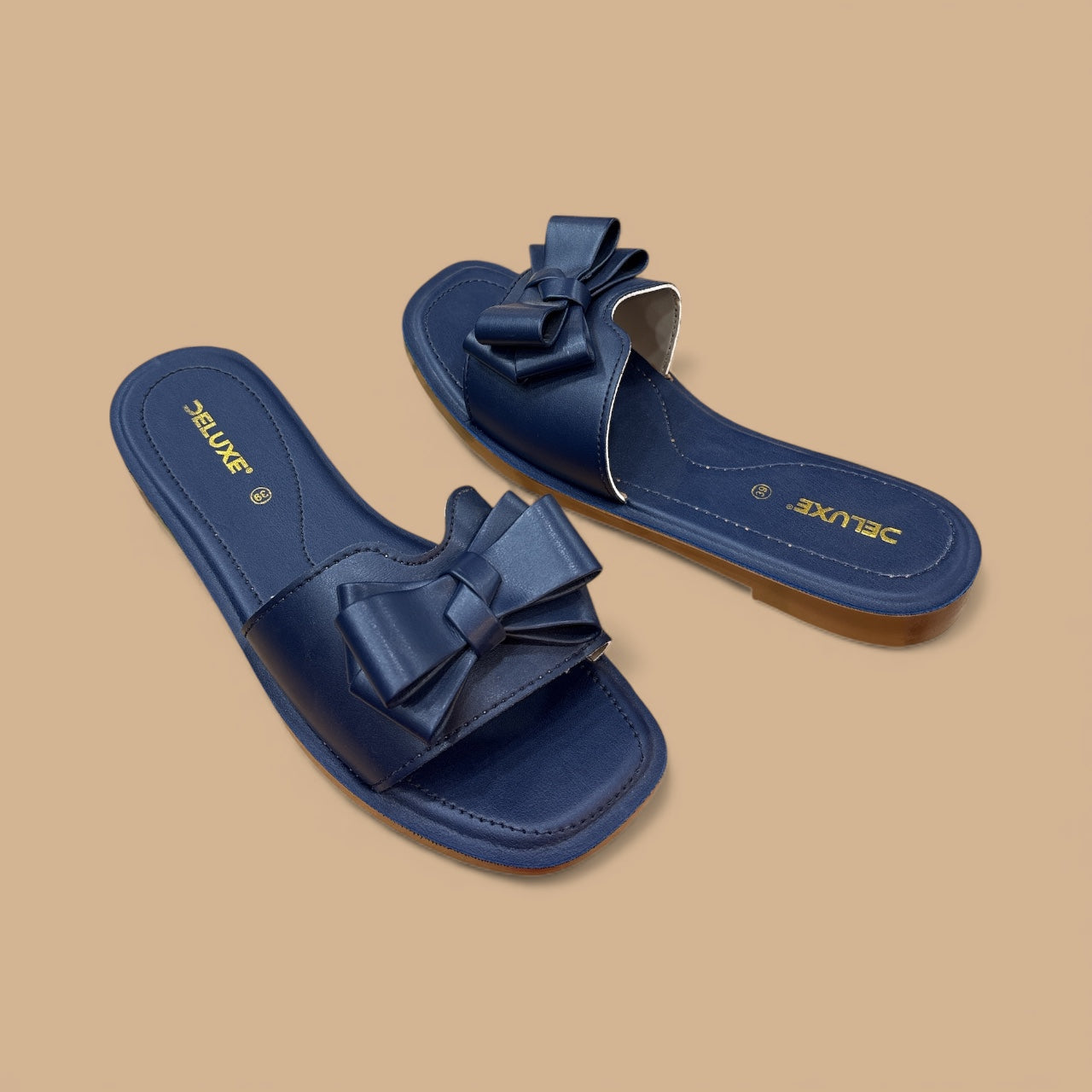 Ladies Casual sleaper waterproof with soft peddle