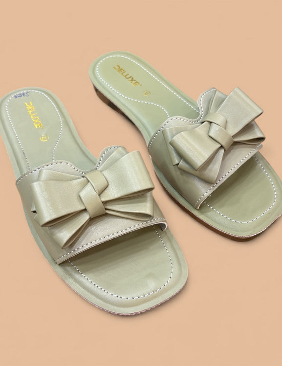 Ladies Casual sleaper waterproof with soft peddle