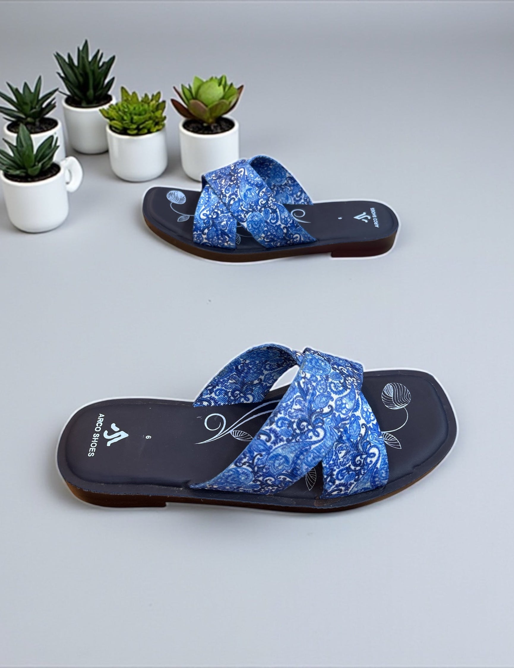 Ladies Casual sleaper waterproof with soft peddle