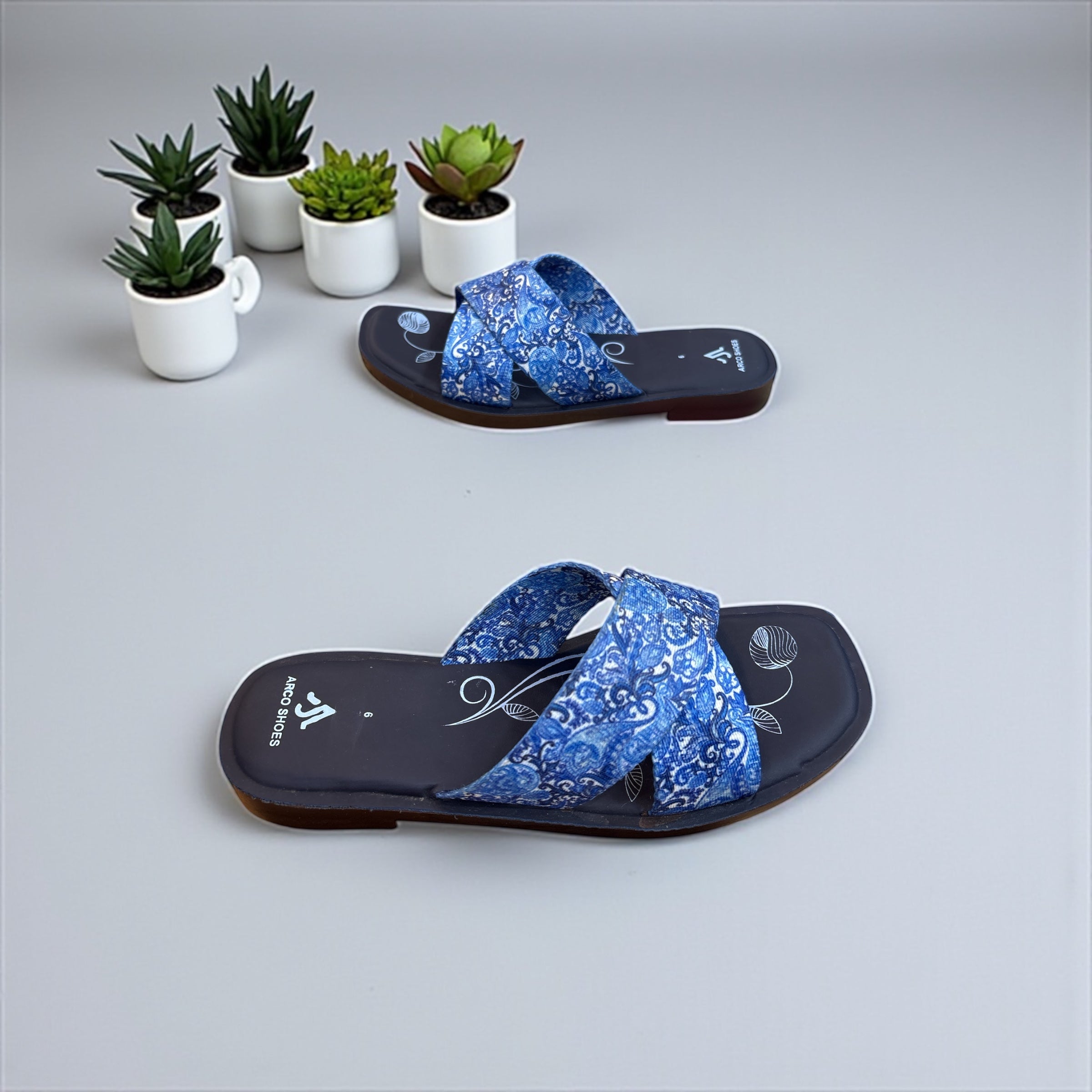 Ladies Casual sleaper waterproof with soft peddle