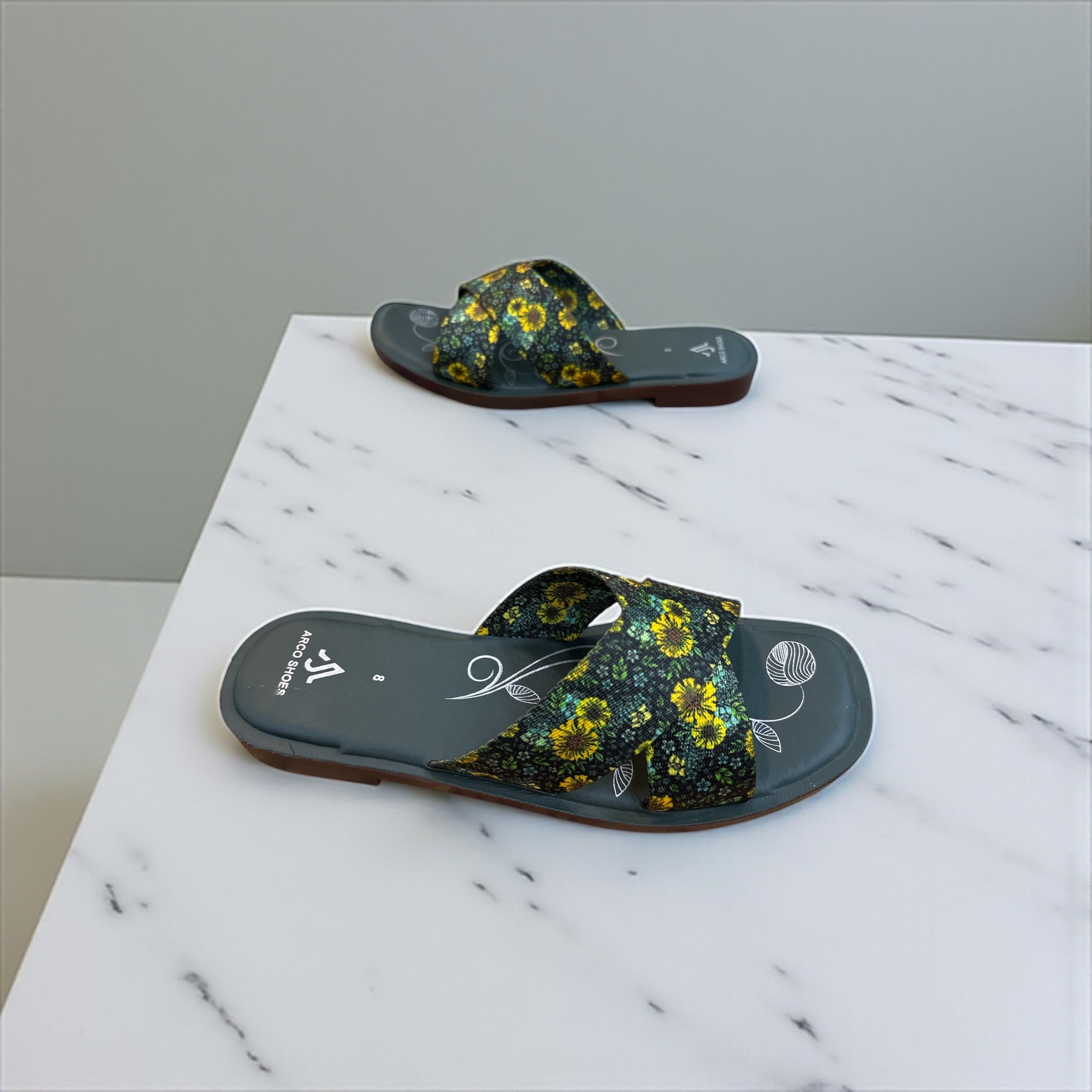 Ladies Casual sleaper waterproof with soft peddle