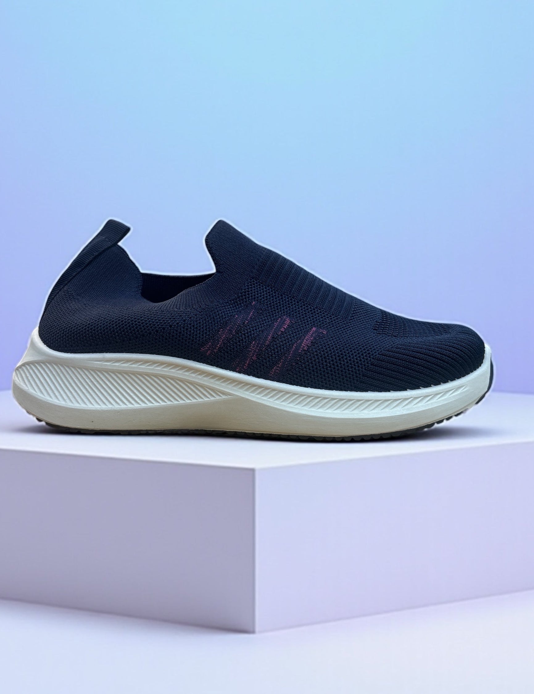 Ladies sneaker G115