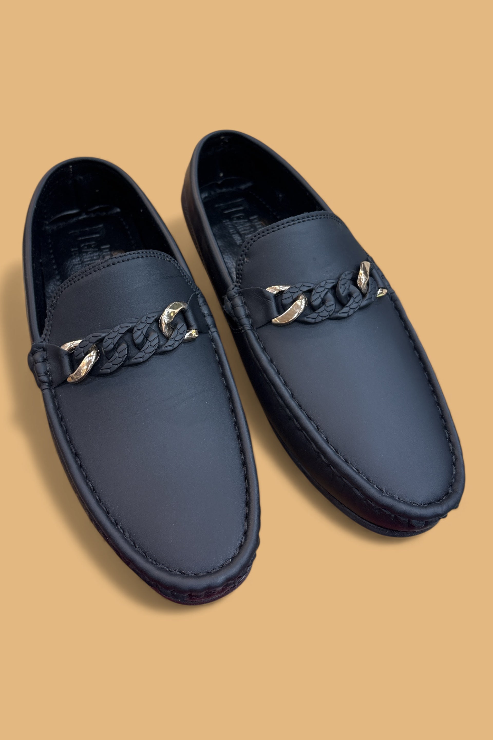 Men’s loafer in style