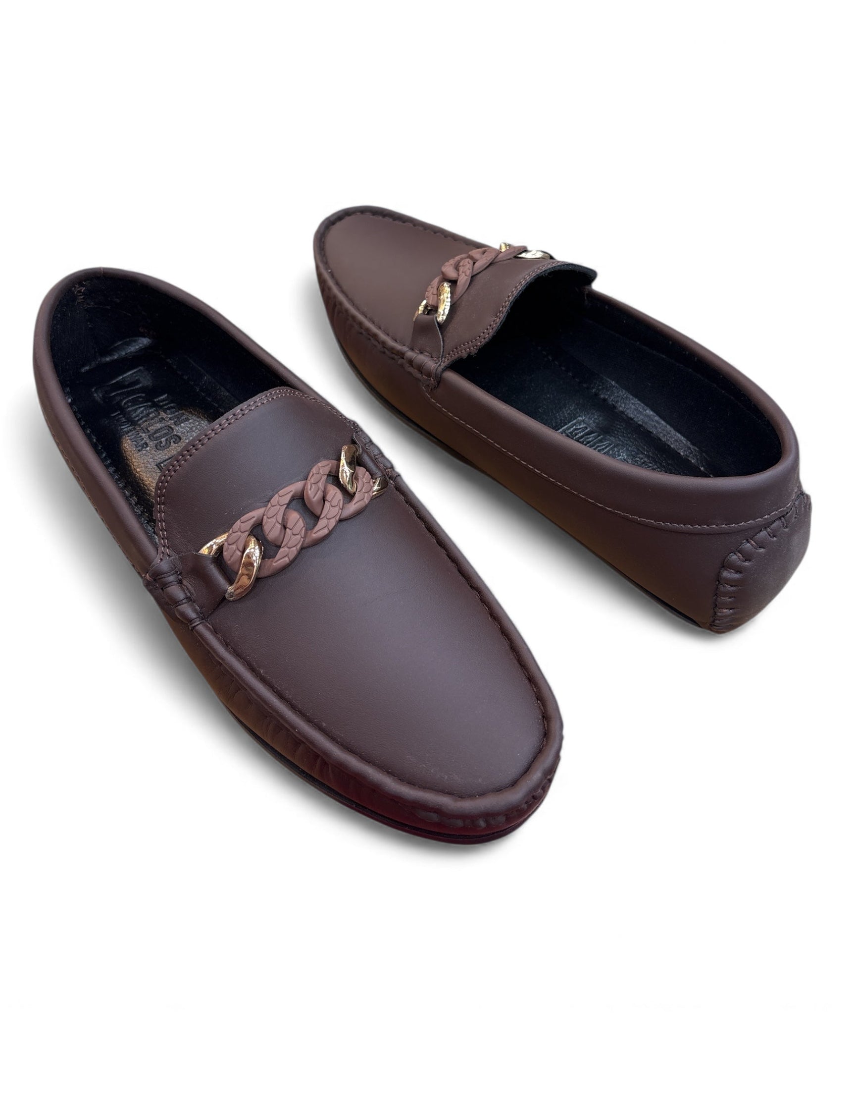 Men’s loafer in style