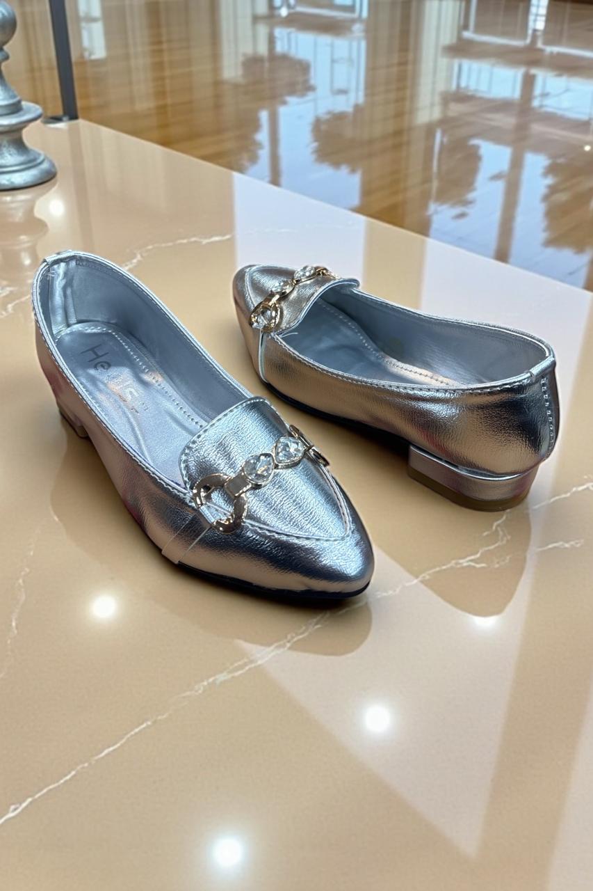 Silver Drift Girl pumps age (6 to 12)