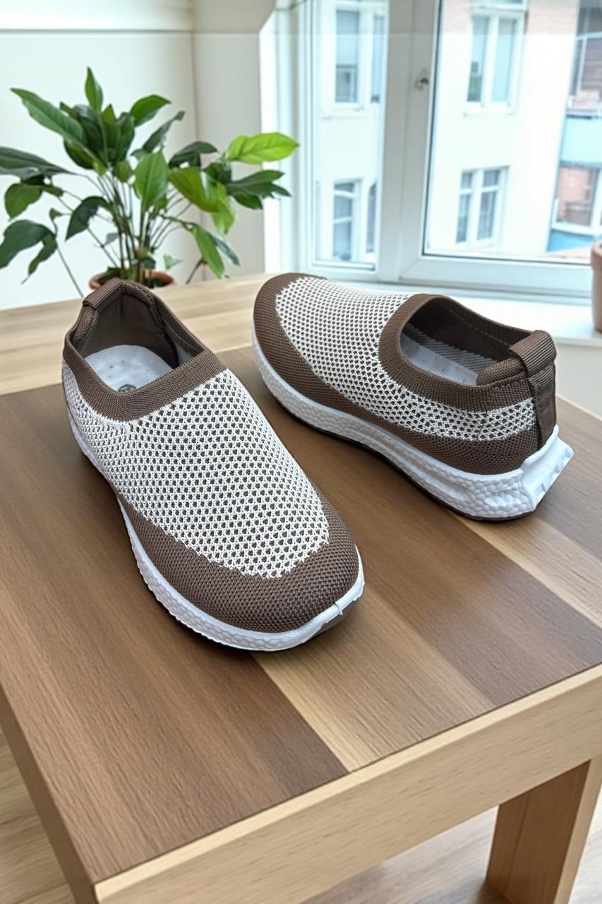 Zoomie Mesh Kids sneaker age