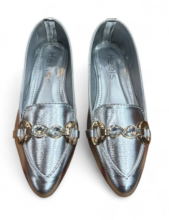 Girl pumps age (6 to 12)