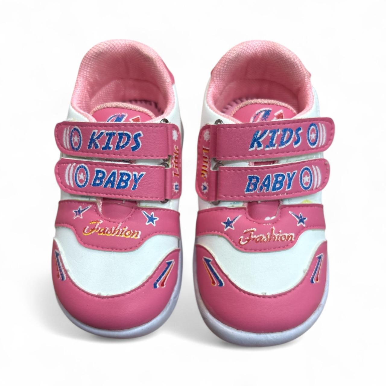 Tiny Trendsetters Baby sneaker for new born age (6 month to 2 years)