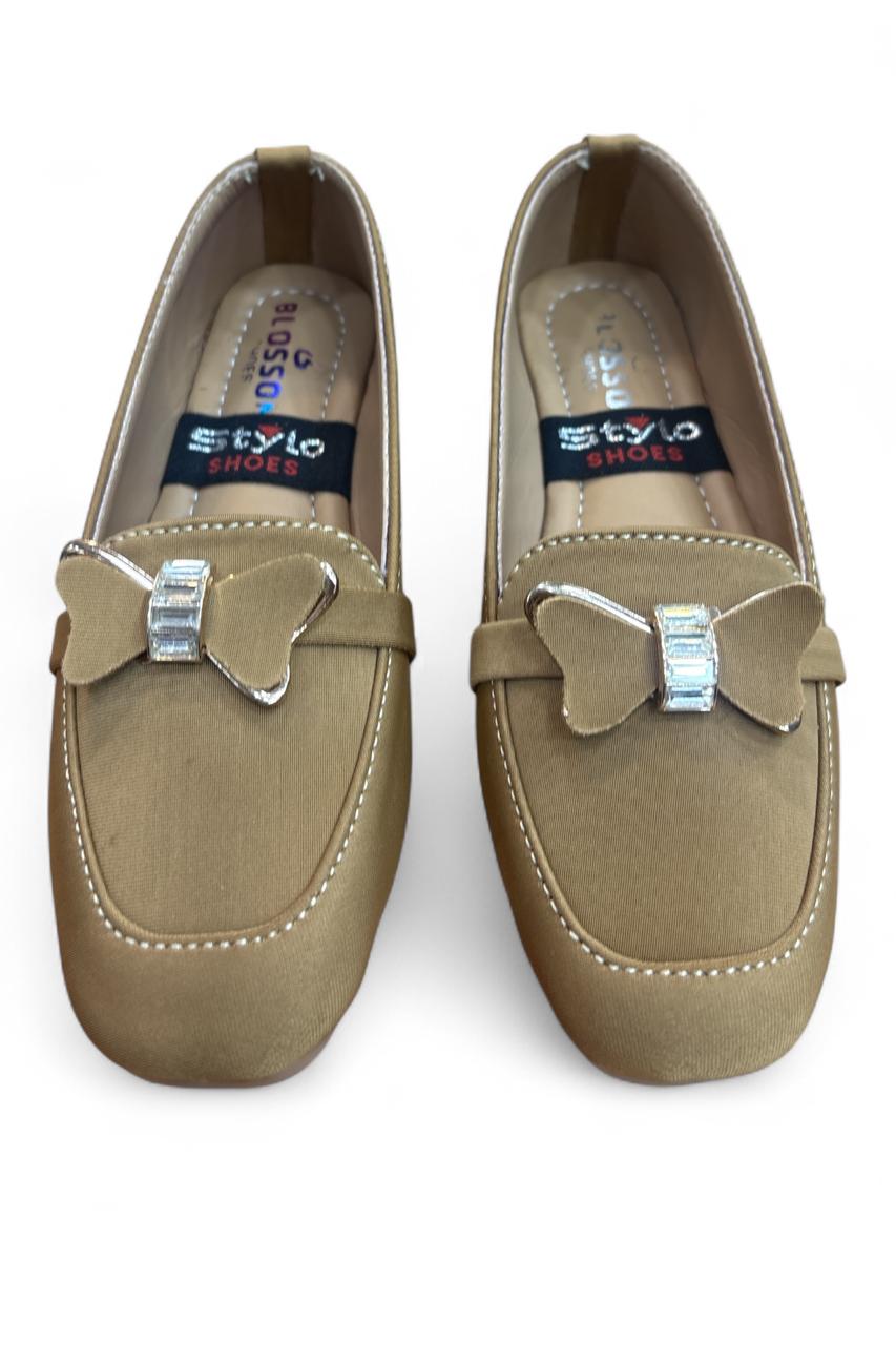 BowBelle Tan Girl pumps age (6 to 12)