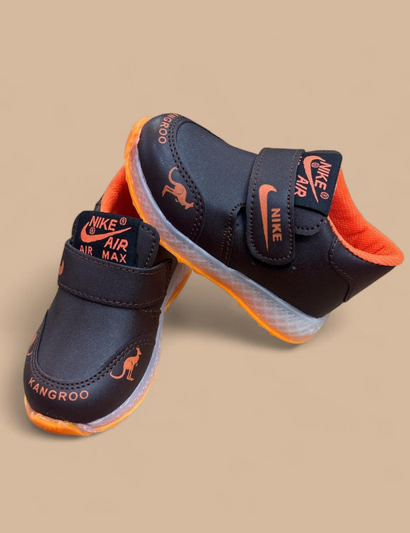 Kids sneakers with light for new born age (6 month to 2 years)
